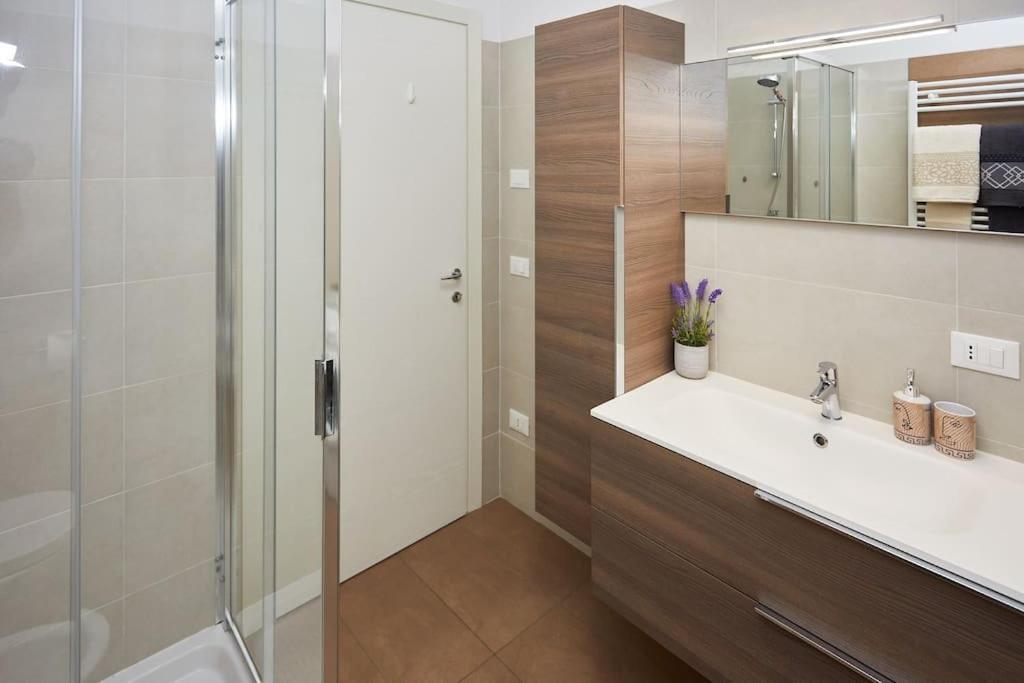 Center Aviano Comfort Suite Free Parking Wifi Exterior photo
